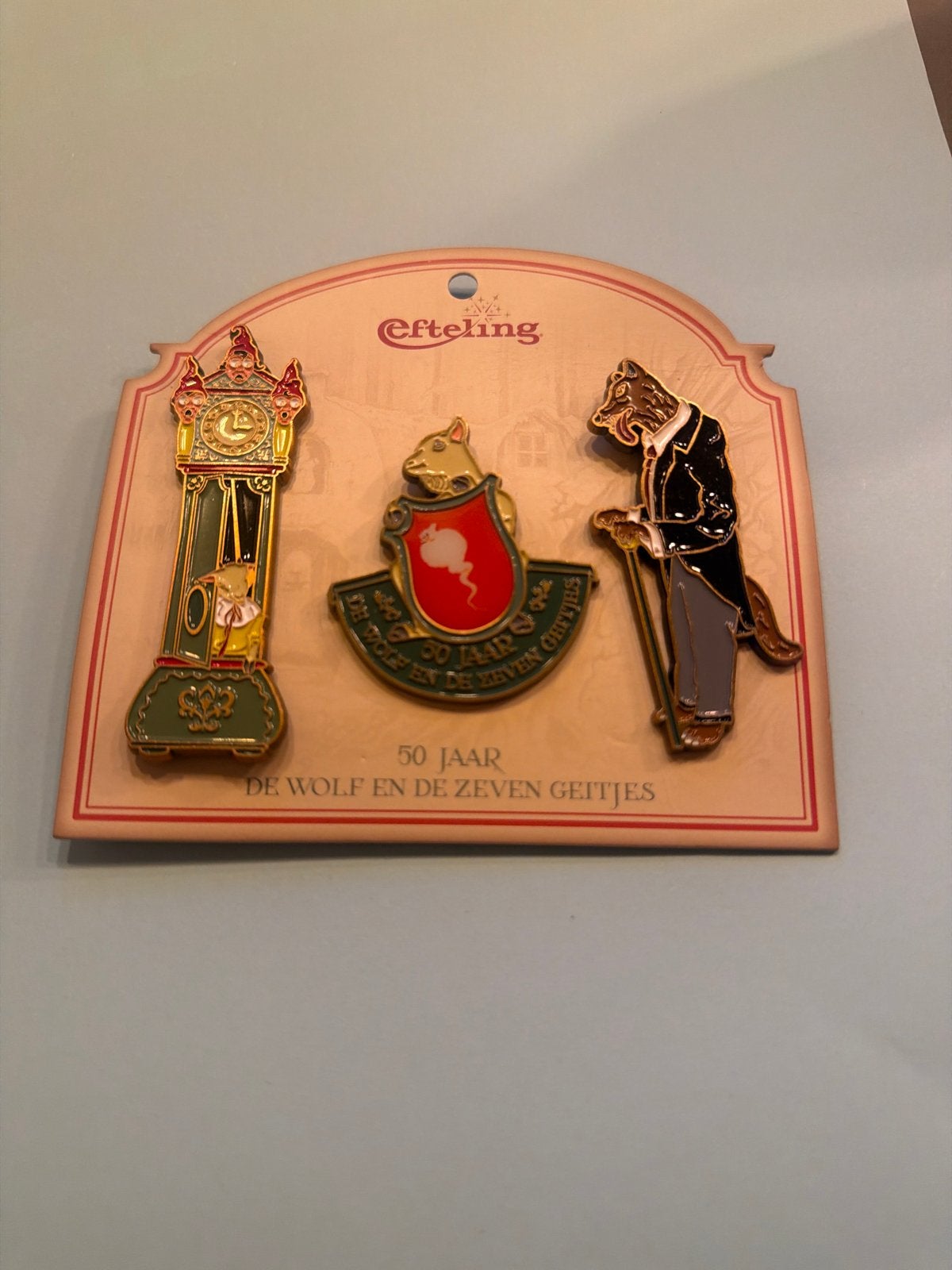 Efteling 50 Jaar De Wolf en de Zeven Geitjes Pins, Ophalen of Verzenden, Nieuw, Button of Speldje