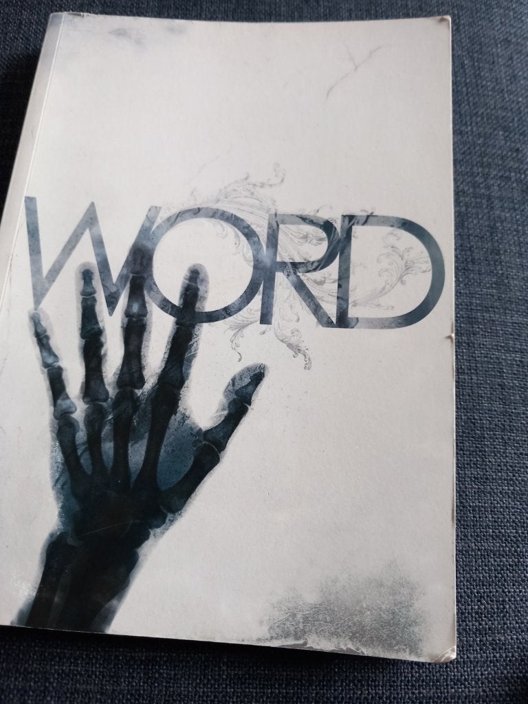 Word met teksten uit the New living translation en foto's, Ophalen of Verzenden, Zo goed als nieuw