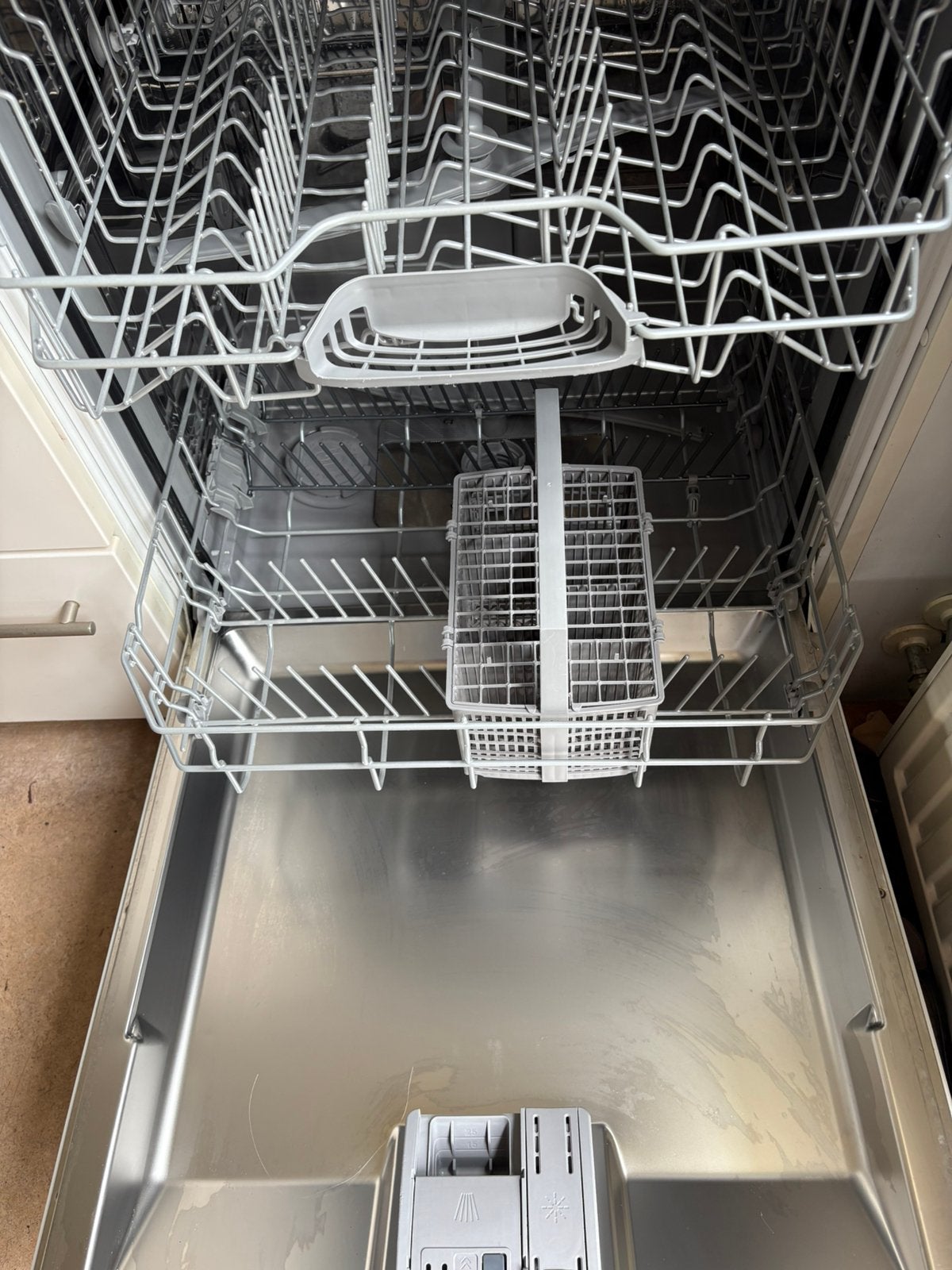 Bosch afwasmachine SMS2HTW73E wit vrijstaand ZGAN, Ophalen, Energieklasse A of zuiniger, Zo goed als nieuw, 85 tot 90 cm