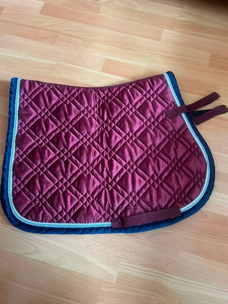 eskadron springdekje, Rood, Zo goed als nieuw, Eskadron, Polyester