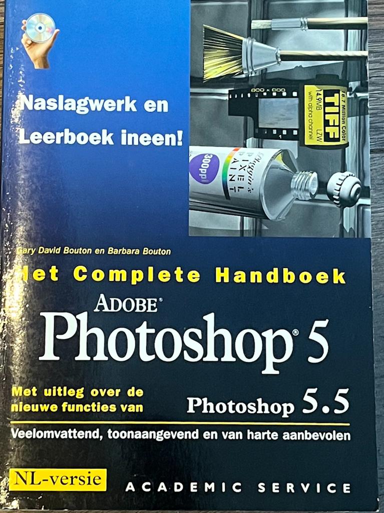 Het Complete Handboek Adobe Photoshop 5 & 5.5 (NL-versie), Ophalen of Verzenden, Zo goed als nieuw, Software