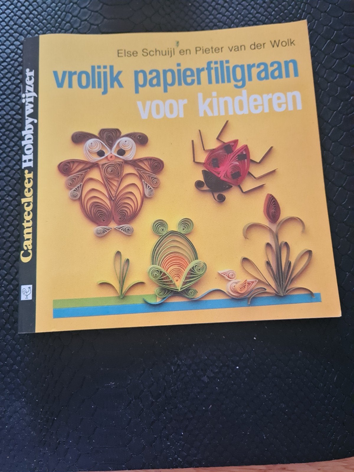 vrolijk papierfiligraan voor kinderen, Ophalen of Verzenden, Zo goed als nieuw, Overige onderwerpen