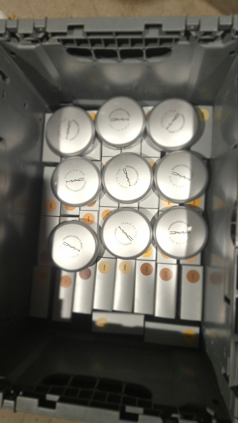 €15ps MAC Studio Fix Powder Plus Foundation - Diverse tinten, Overige kleuren, Gehele gezicht, Nieuw, Ophalen of Verzenden