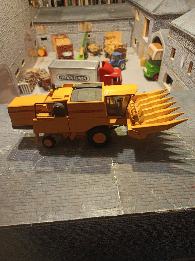 New Holland TX34 Joal oogstmachine met maïsschenktuit, Verzenden, Gebruikt, Tractor of Landbouw, Overige merken