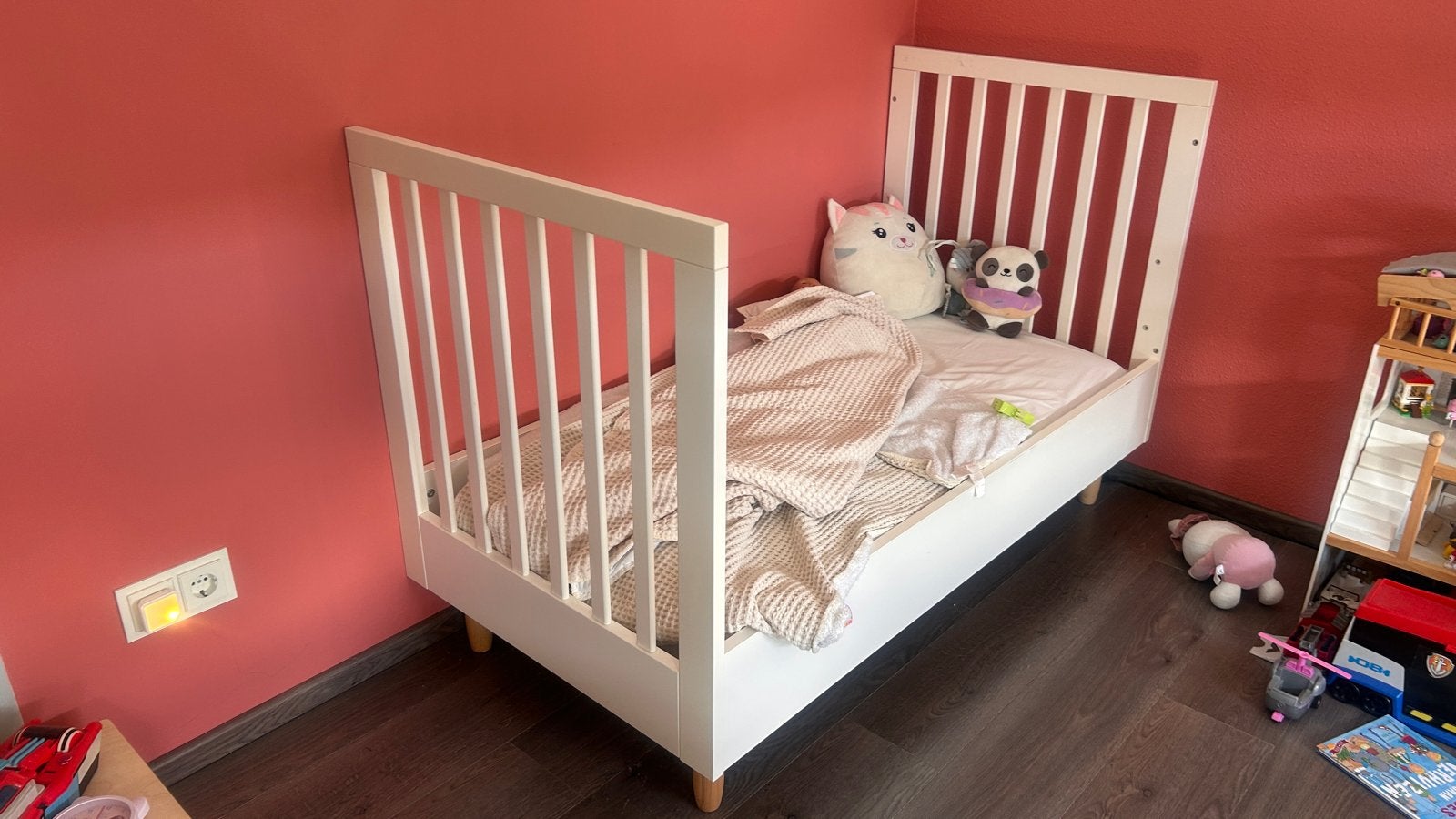 Peuter doorgroeibed 140x70, in hoogte verstelbaar, Ophalen, Gebruikt, 140 tot 160 cm, 70 tot 85 cm