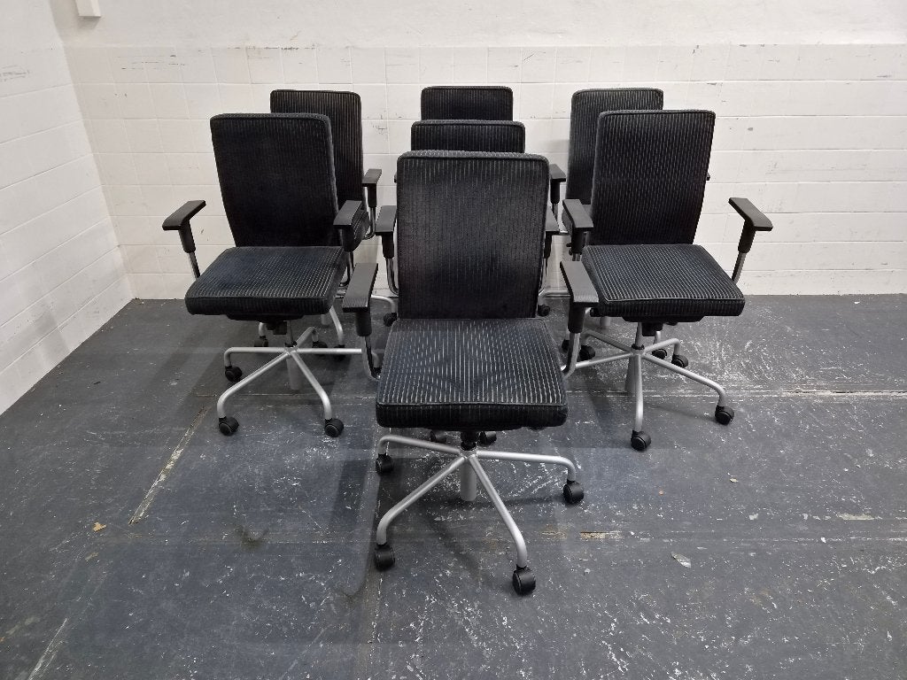 7 Bulo pub & club bureaustoelen donker blauwe ribstof, Ophalen, Gebruikt, Blauw, Bureaustoel