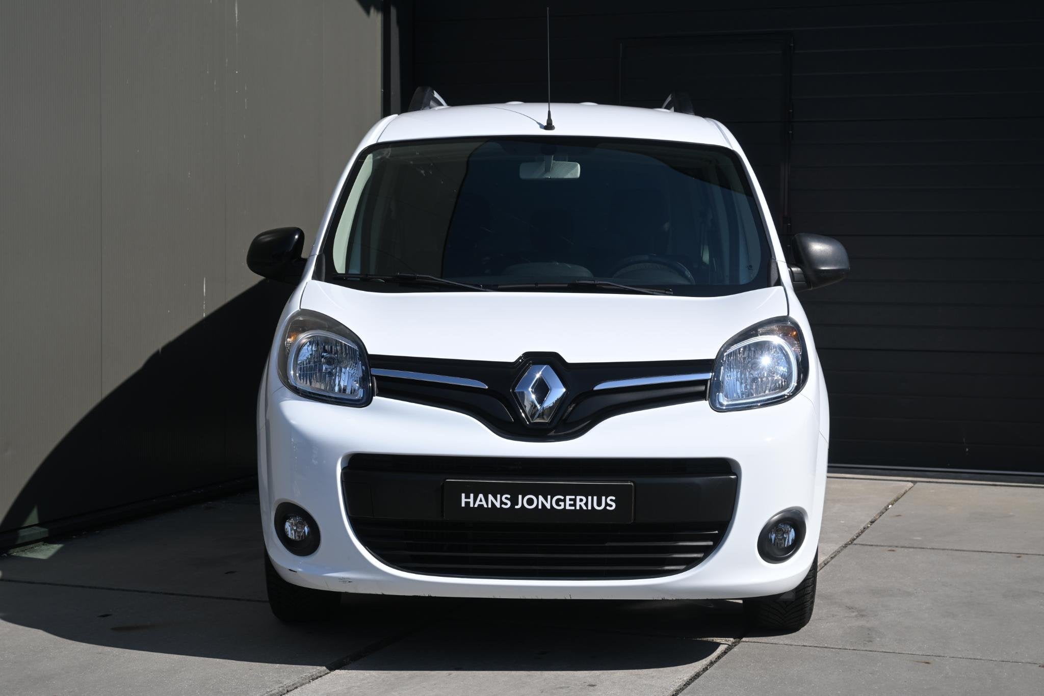Renault Kangoo Family TCe 115 Limited Start&Stop | AIRCO | A, Voorwielaandrijving, Gebruikt, 1295 kg, 4 cilinders