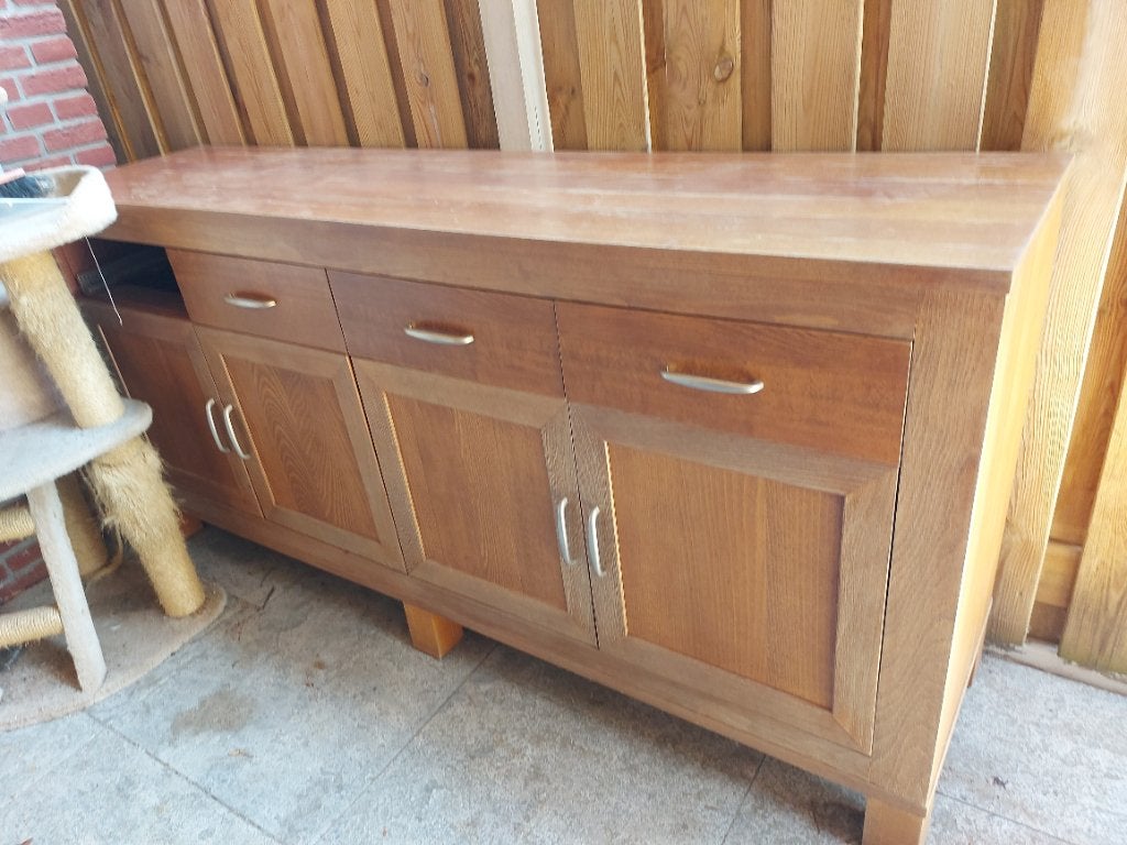 Oude dressoir gratis, Ophalen, Gebruikt, 25 tot 50 cm