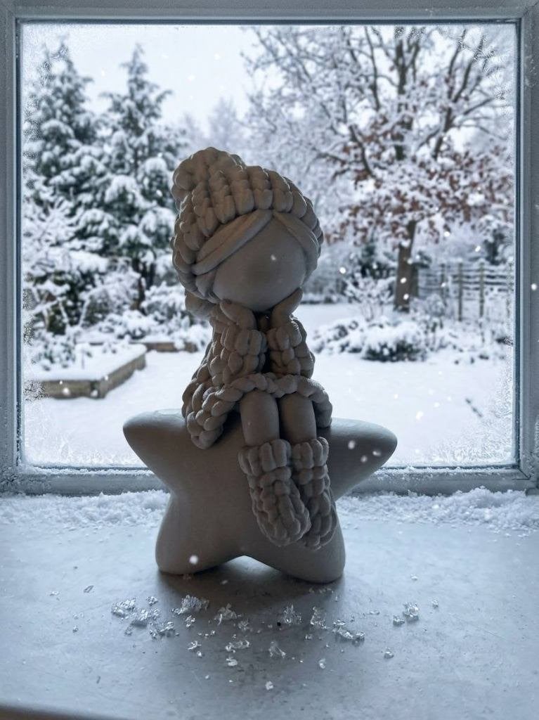 Uniek 3D-Geprint Winterbeeldje meisje op Ster, Diversen, Emma3d-creations@outlook.com, Nieuw, Ophalen of Verzenden, Zundert
