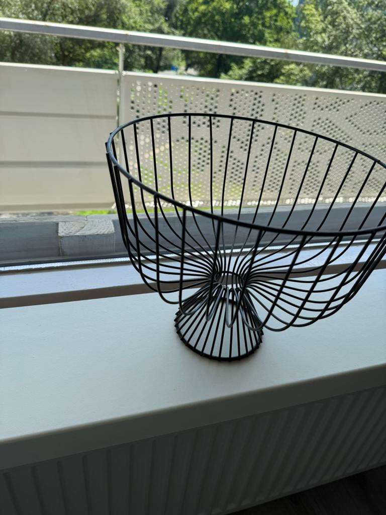 Moderne Zwarte Draadstalen Fruitschaal/Mand, Ophalen, Overige materialen, Schaal, Rond