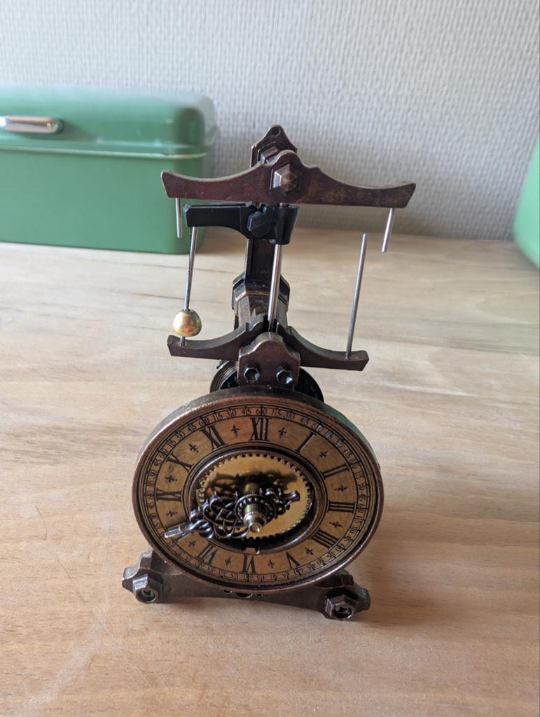 Tomy Guild Clock "Ignatz" Flying Pendulum Miniatuur 1979, Ophalen of Verzenden