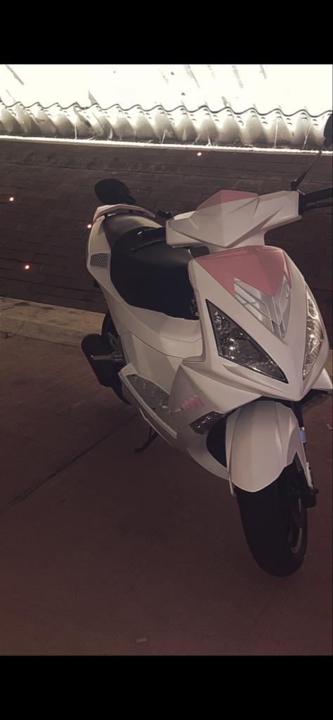 Peugeot Speedfight 3 - Nieuwe Bogie & Accu, Perfecte Staat, Fietsen en Brommers, Brommeronderdelen | Scooters, Ophalen of Verzenden