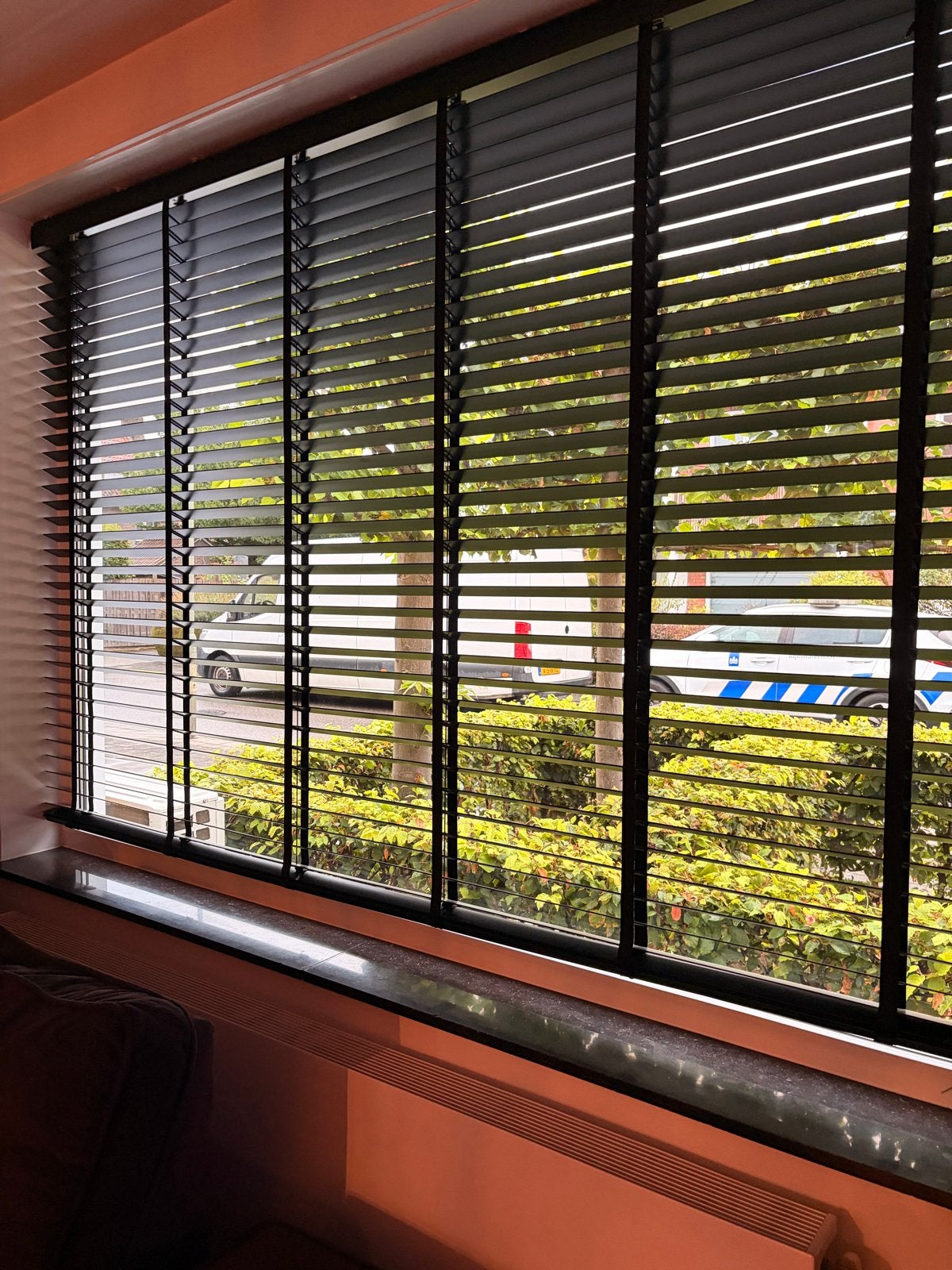 2 houten shutters, Ophalen, Gebruikt, Zwart, Hout
