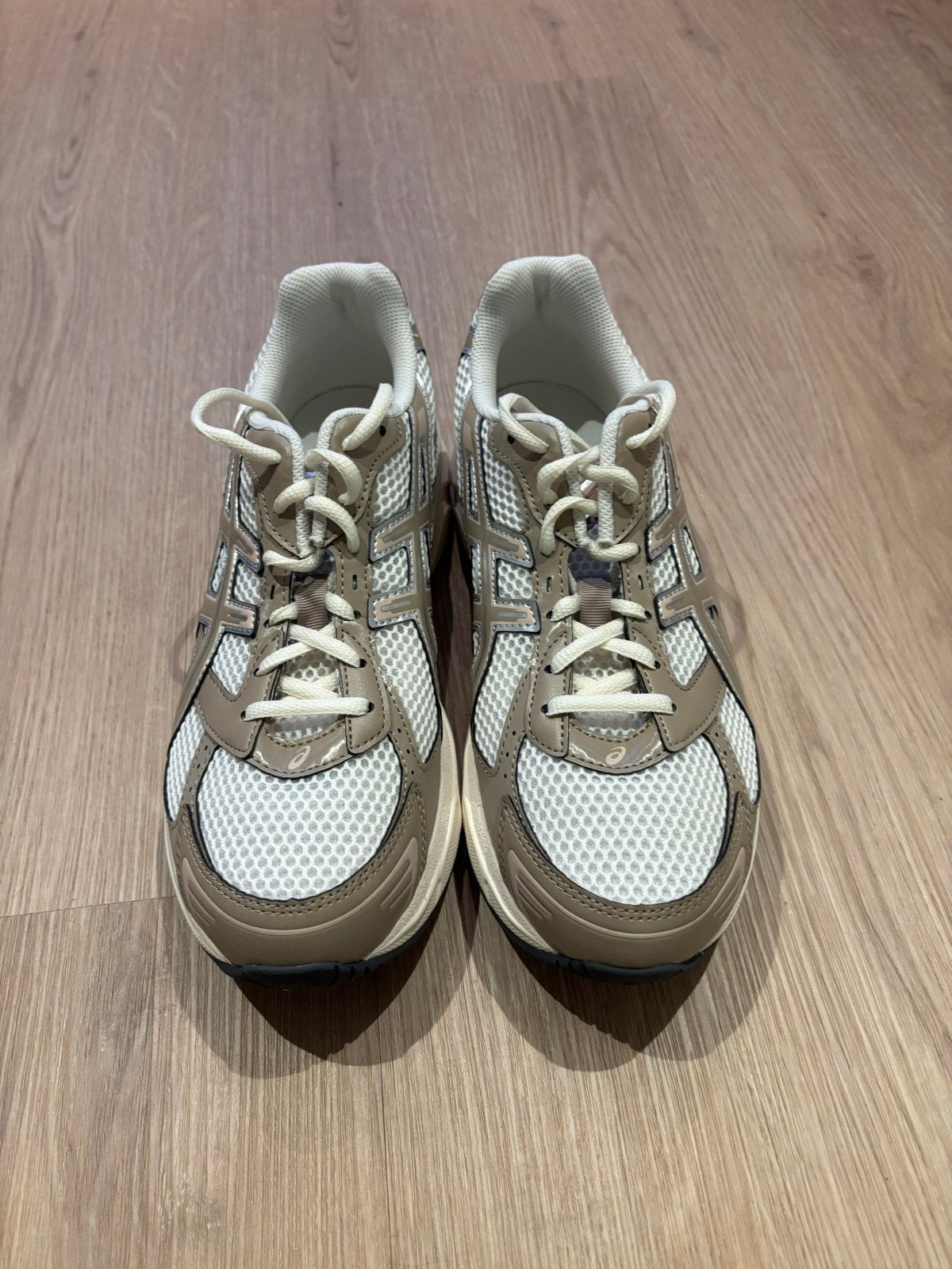 ASICS Gel-1130 'Cream/Cinnamon' - Maat 42.5, Ophalen of Verzenden, Zo goed als nieuw, Beige, Sneakers of Gympen
