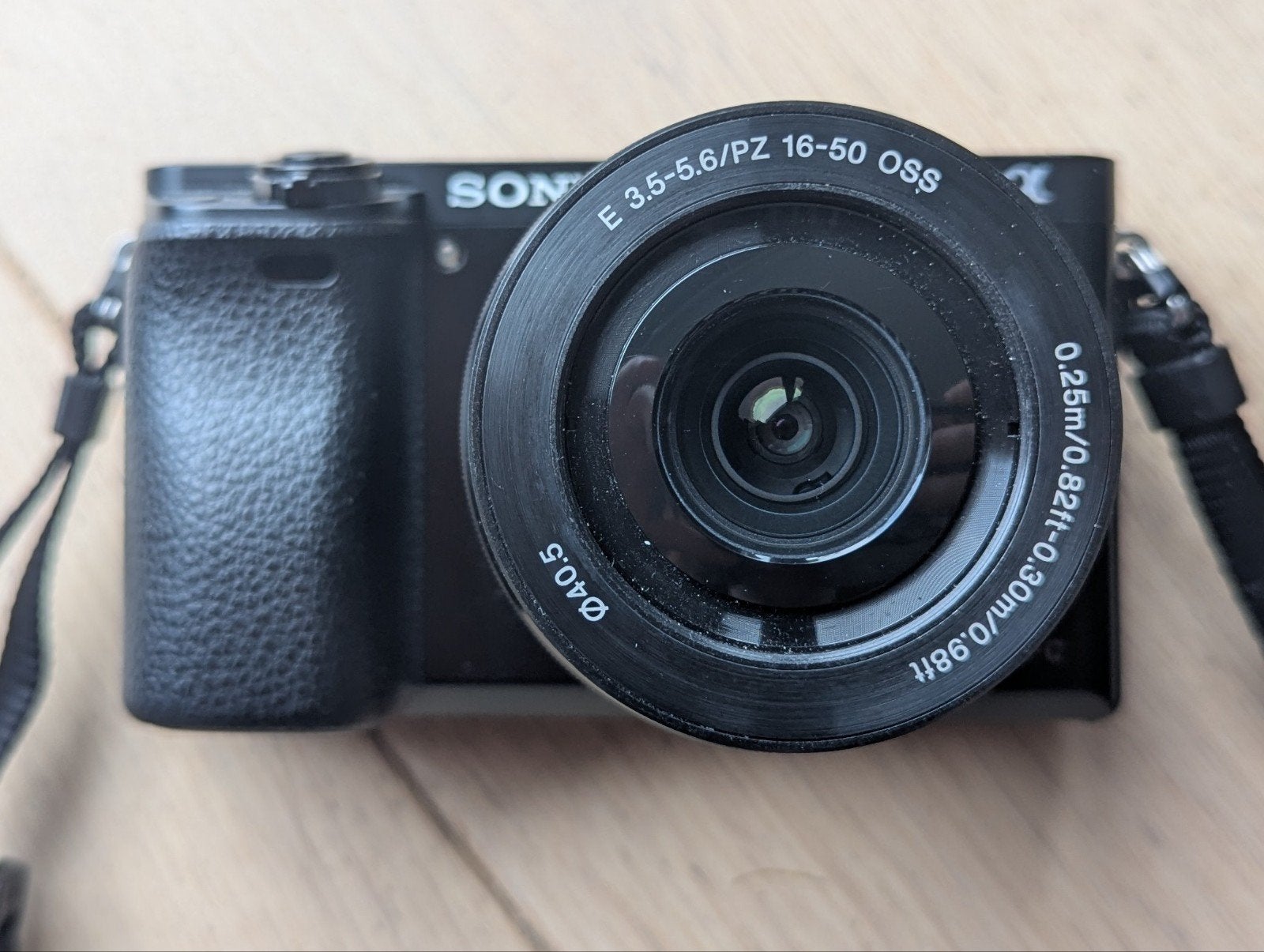 Sony Alpha a6000 Systeemcamera met 16-50mm lens, Gebruikt, Ophalen of Verzenden, Ingebouwde flitser, Sony