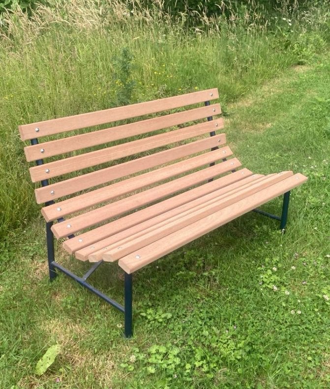 Mooie tuinbank met hardhouten zitting, Ophalen, Zo goed als nieuw, Hout