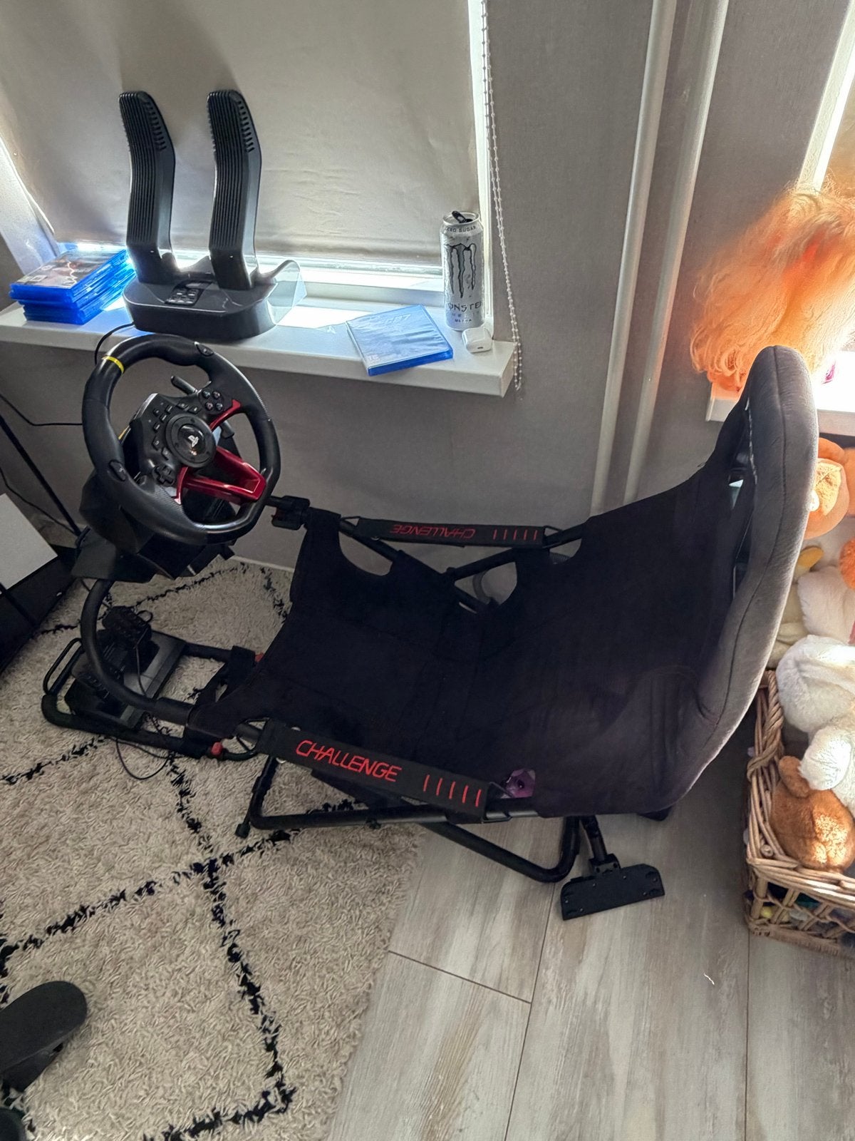 PlayStation 4 bundel met Playseat, stuur en 5 games, Spelcomputers en Games, Ophalen, Gebruikt, Met 1 controller, Met games