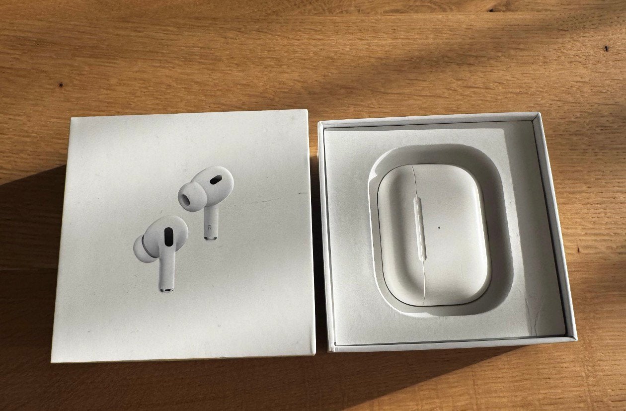 Airpods Pro 2, Zo goed als nieuw, Apple, In oorschelp (earbud), Wit