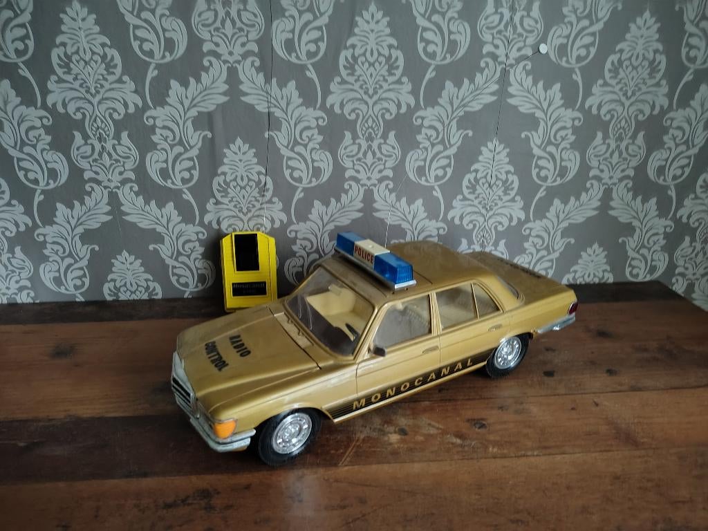 Mercedes-Benz 450 SEL /Police / Rico / Spain / Monocanel, Verzenden