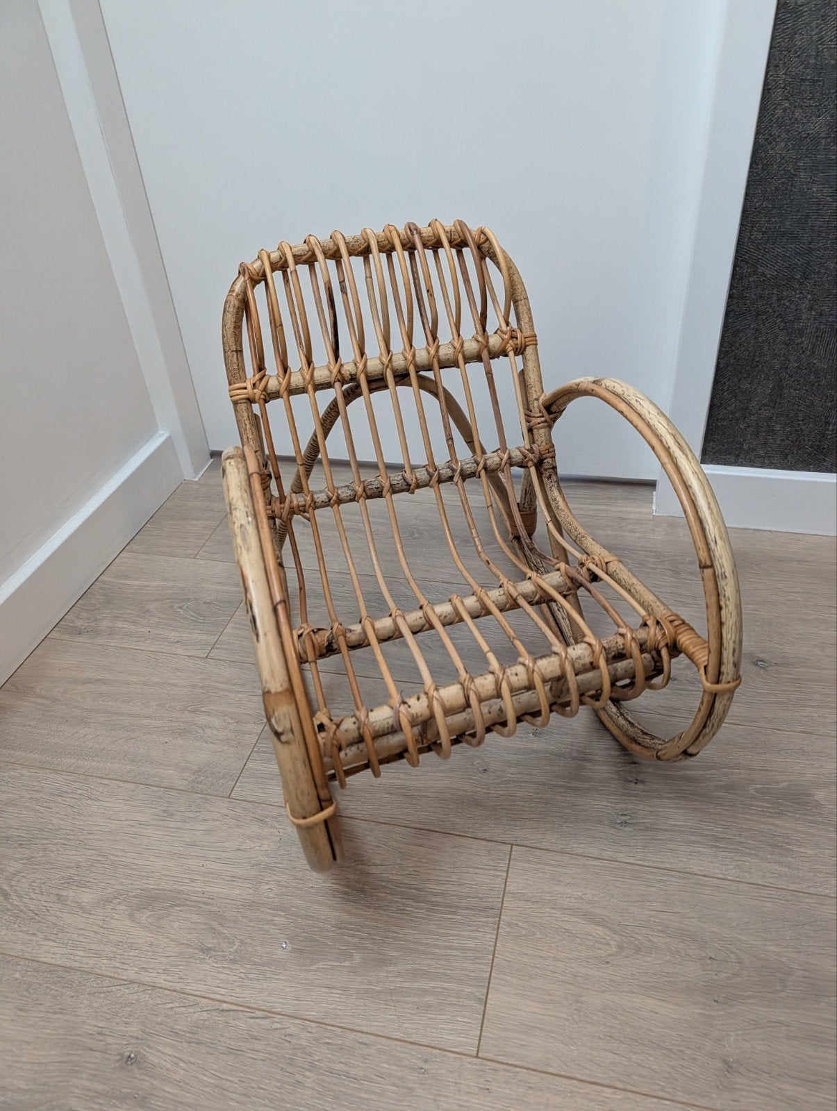 Rotan kinder schommelstoel, Kinderen en Baby's, Kinderkamer | Tafels en Stoelen, Ophalen, Stoel(en)