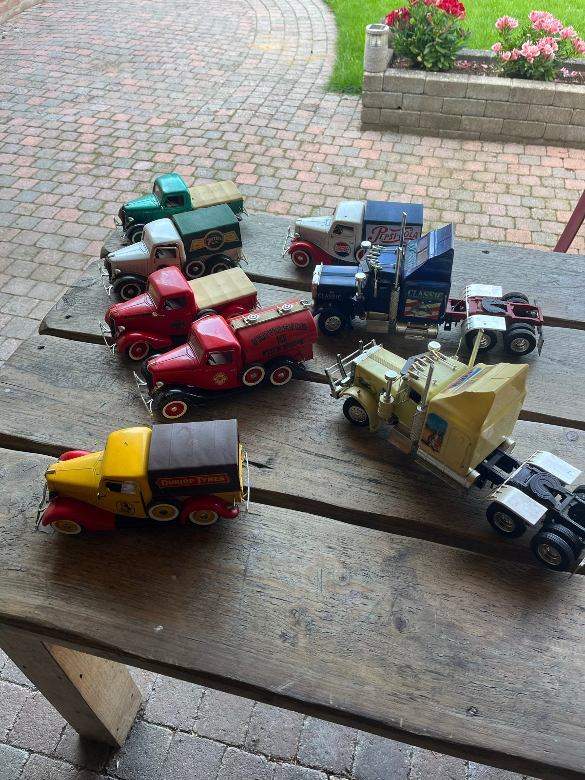 Verzameling van 9 vintage speelgoedvrachtwagens, Ophalen of Verzenden, Gebruikt