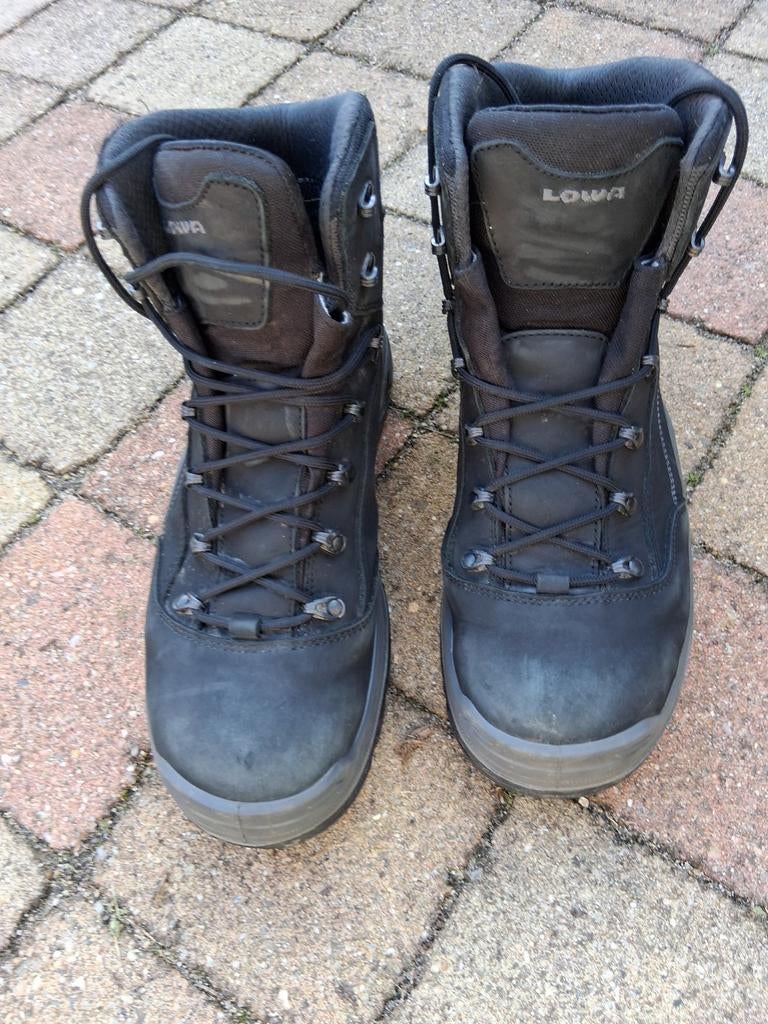 Lowa werkschoenen 47, Ophalen, Zo goed als nieuw, Schoenen