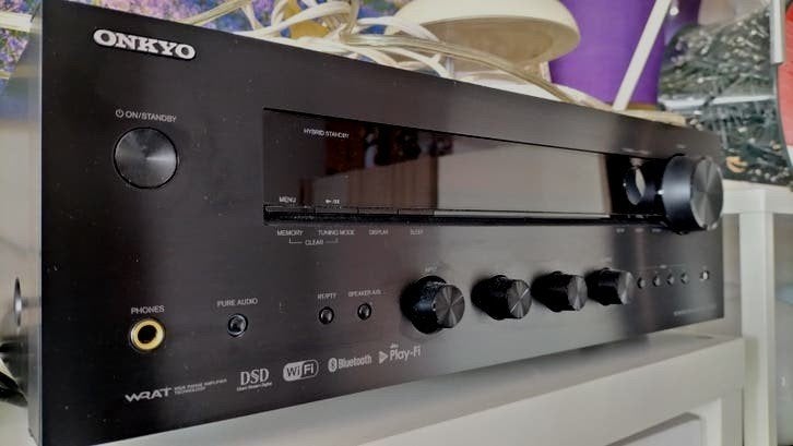 Onkyo stereo versterker TX-8250 /  audio wifi streamer, Ophalen of Verzenden, Zo goed als nieuw, 1 bandje