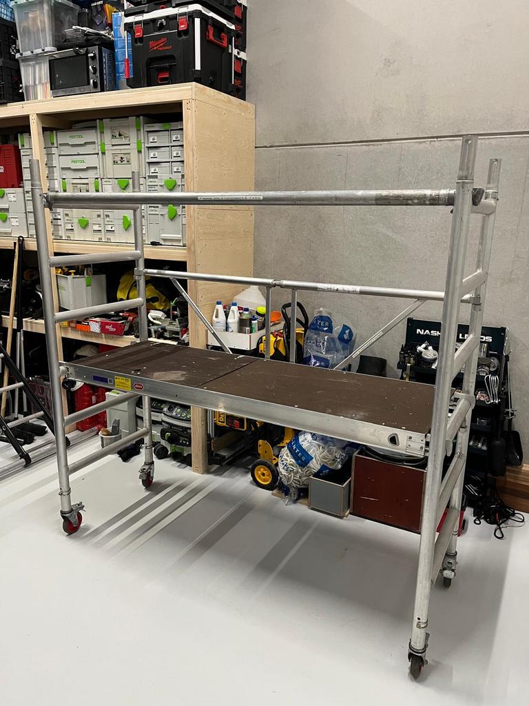 Altrex professioneel kamer steiger compleet set, Ophalen, Gebruikt, Rolsteiger of Kamersteiger, 5 meter of hoger
