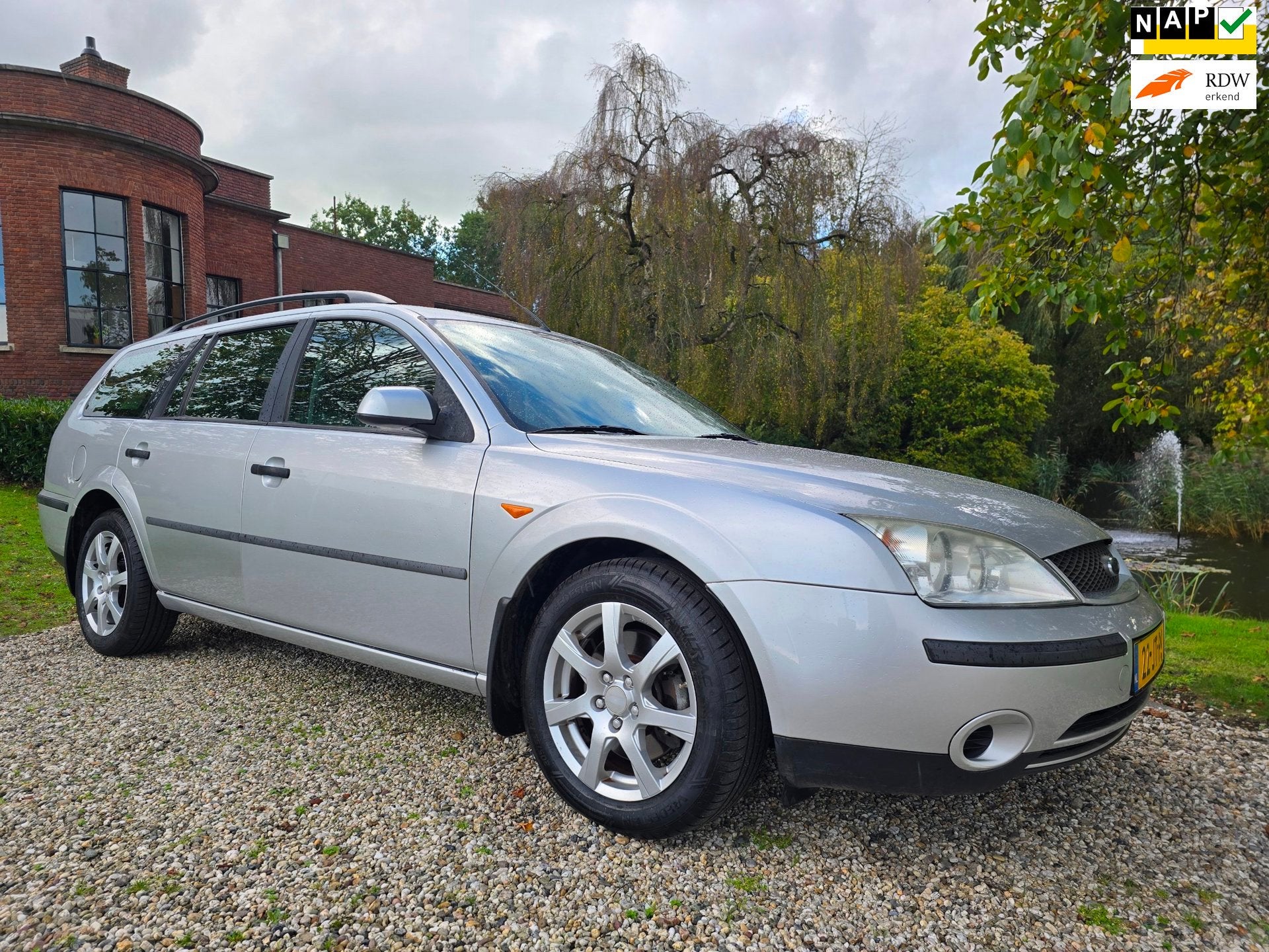 Ford Mondeo Wagon 1.8-16V Cool Edition AIRCO/cruise, Auto's, 125 pk, Gebruikt, 4 cilinders, Handgeschakeld
