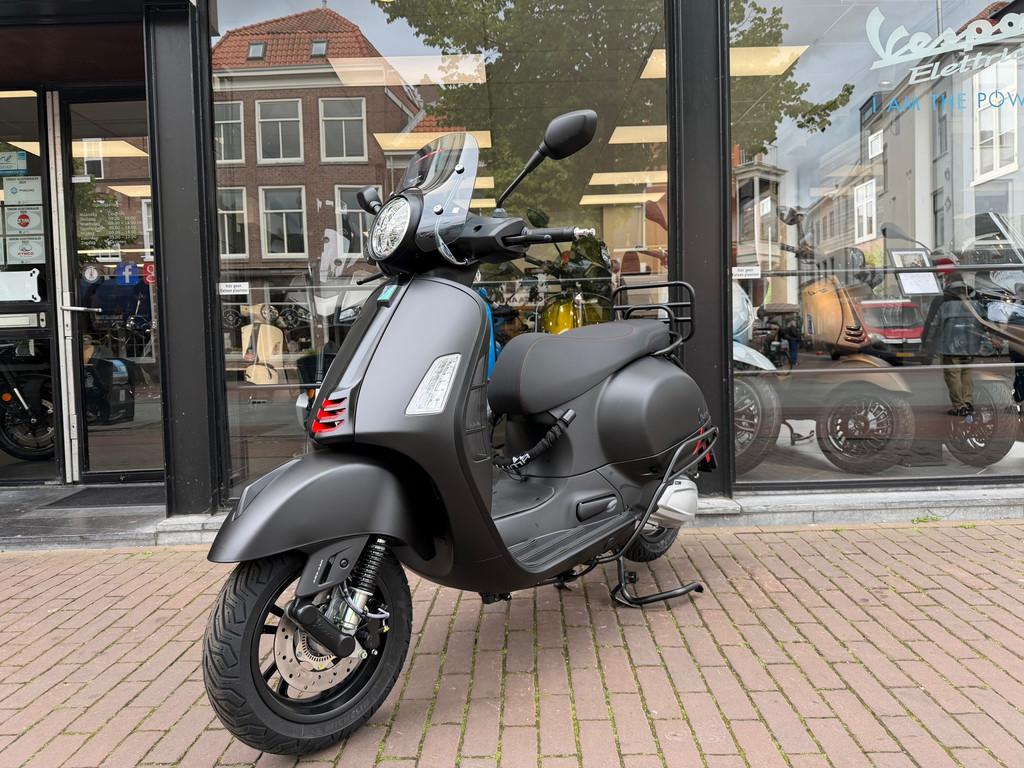 VESPA GTS 310 MY 2026 Euro5+ SUPERSPORT HPE | 4 JAAR FABRIEK, Motoren, Motoren | Overige merken, Scooter, Bedrijf, 310 cc, VESPA