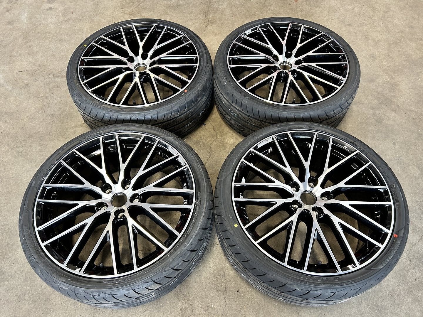 19 inch originele Cupra FR velgen + zomerbanden Seat Leon, 19 inch, Gebruikt, -, -