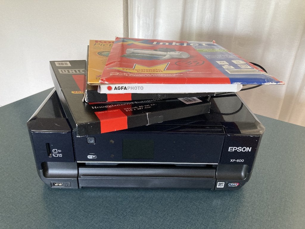 Te koop printer Epson XP-600 met allerlei fotopapier., Computers en Software, Printers, Kleur printen, Gebruikt, Fotoprinter, Epson