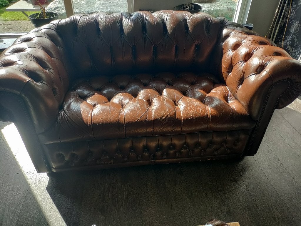 Chesterfield 2 zits, Ophalen, Gebruikt, Tweepersoons, Minder dan 150 cm