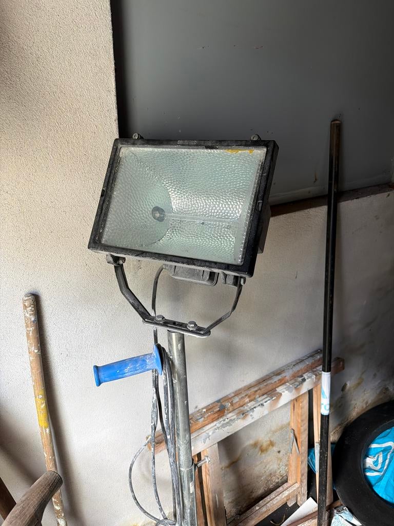 EUROLUX Bouwlamp 1000W - 3-delig op stekker, Doe-het-zelf en Verbouw, Bouwverlichting, Ophalen, Met statief, Zo goed als nieuw
