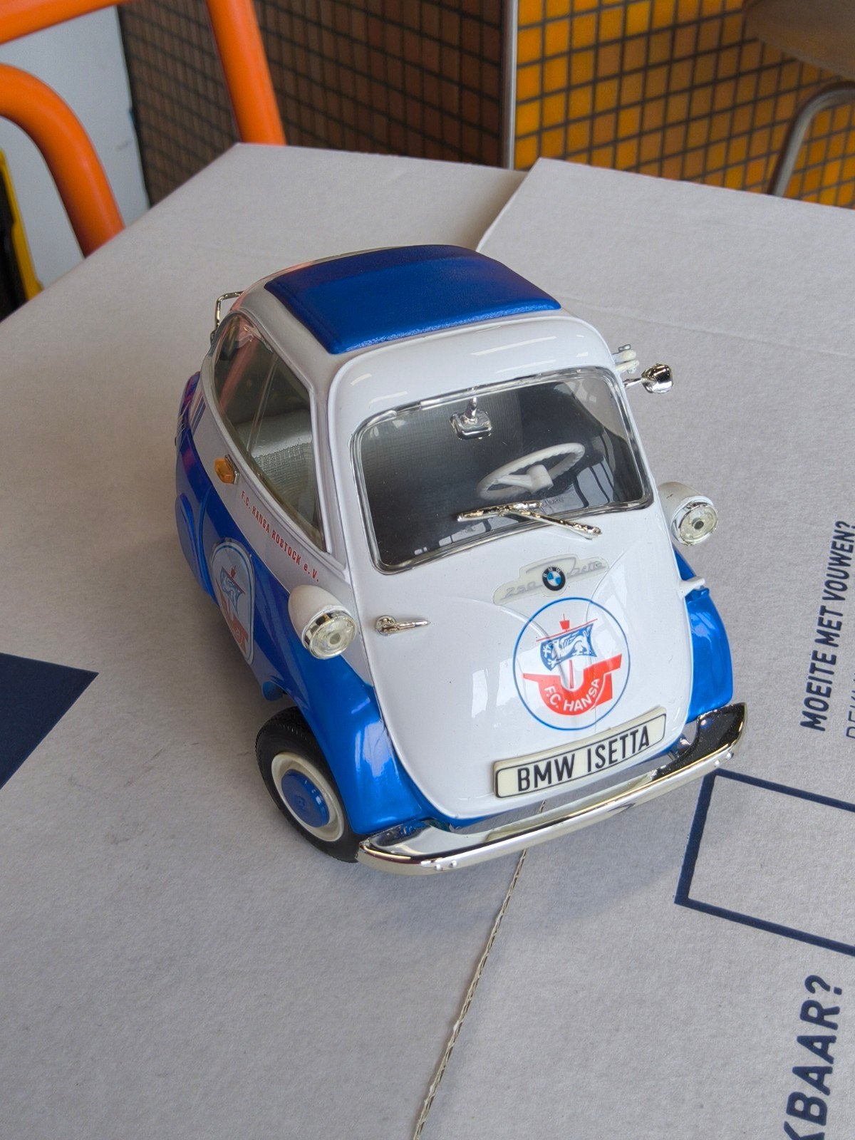 BMW Isetta 250 modelauto FC Hansa Rostock, Overige merken, Auto, 1:32 tot 1:50, Ophalen of Verzenden