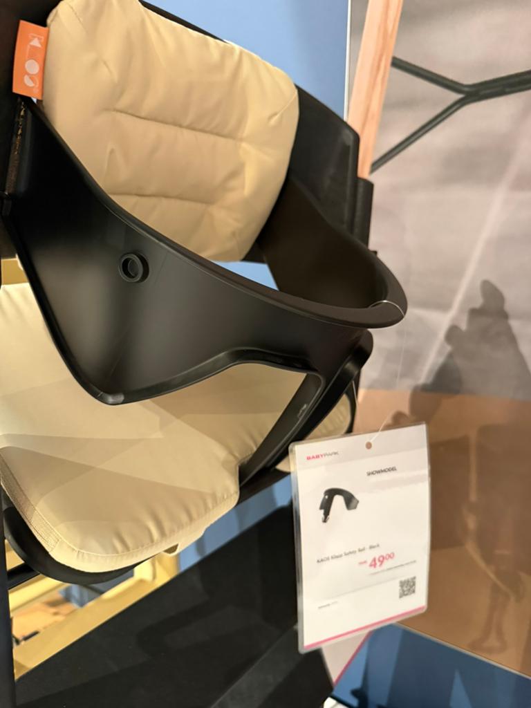 Kaos Klapp Voorbeugel 6+ zwart, Kinderen en Baby's, Kinderstoelen, Ophalen, Zo goed als nieuw, Meegroeistoel