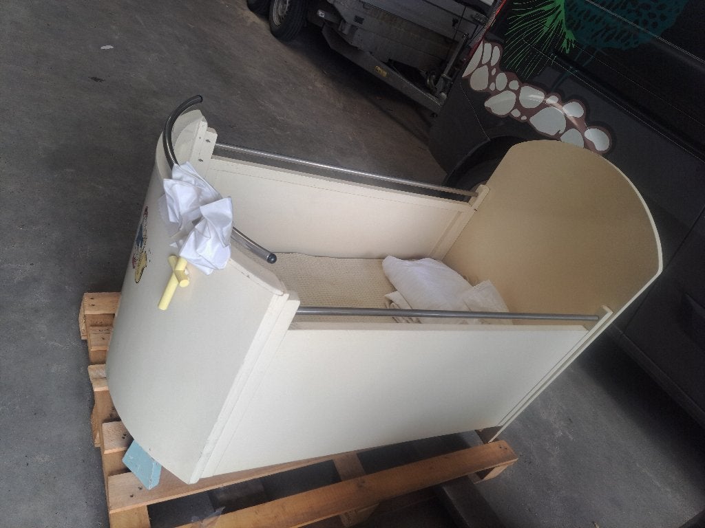 Ledikantje en Commode, Ophalen, Gebruikt, Ledikant