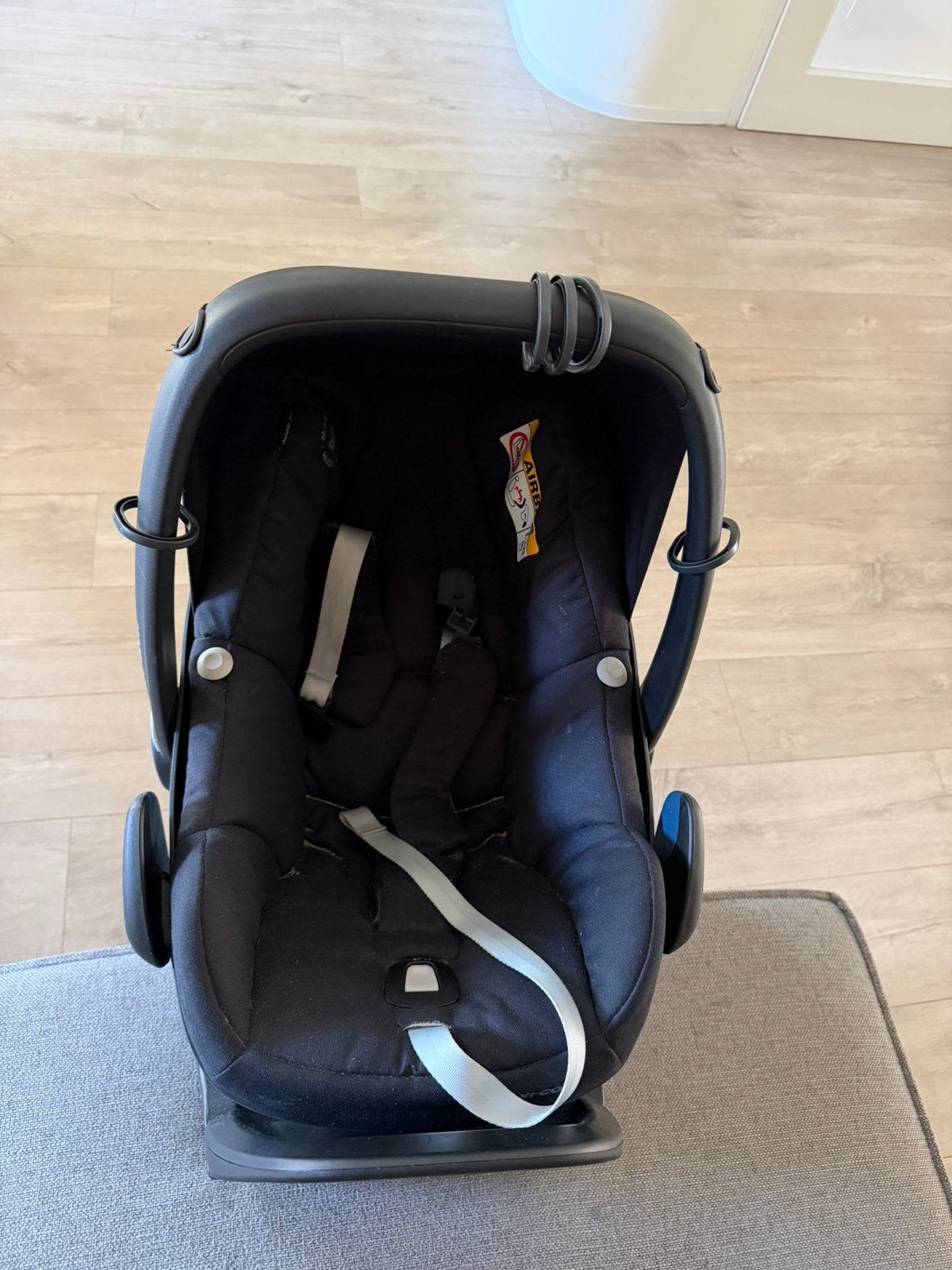 Maxi-Cosi babyautostoel + ISOFIX-basis, Ophalen, Gebruikt, Isofix, 0 t/m 13 kg