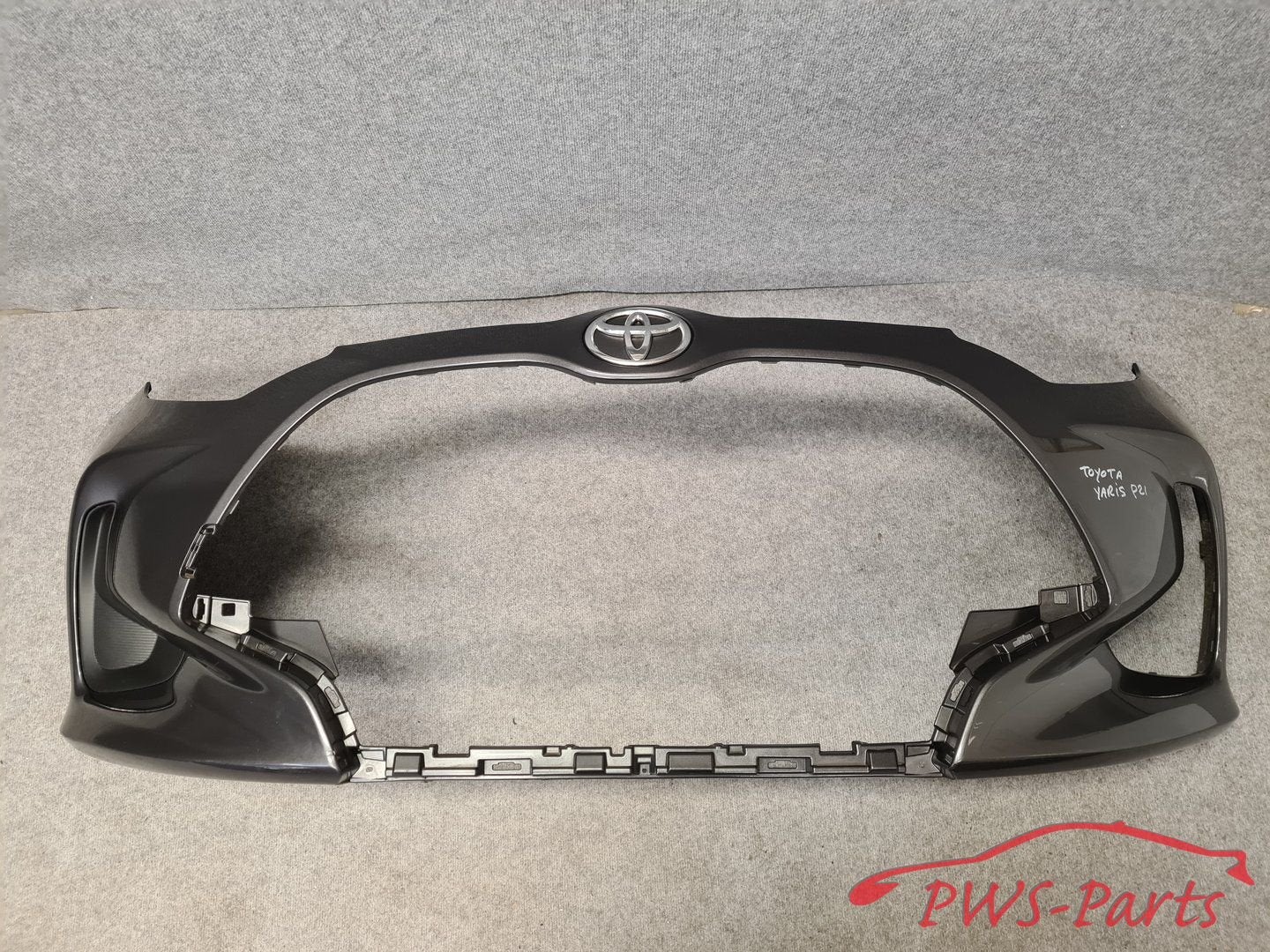 TOYOTA YARIS IV 4 P21 VOORBUMPER ORIGINEEL, Auto-onderdelen, Carrosserie en Plaatwerk, Gebruikt, -, Voor, -