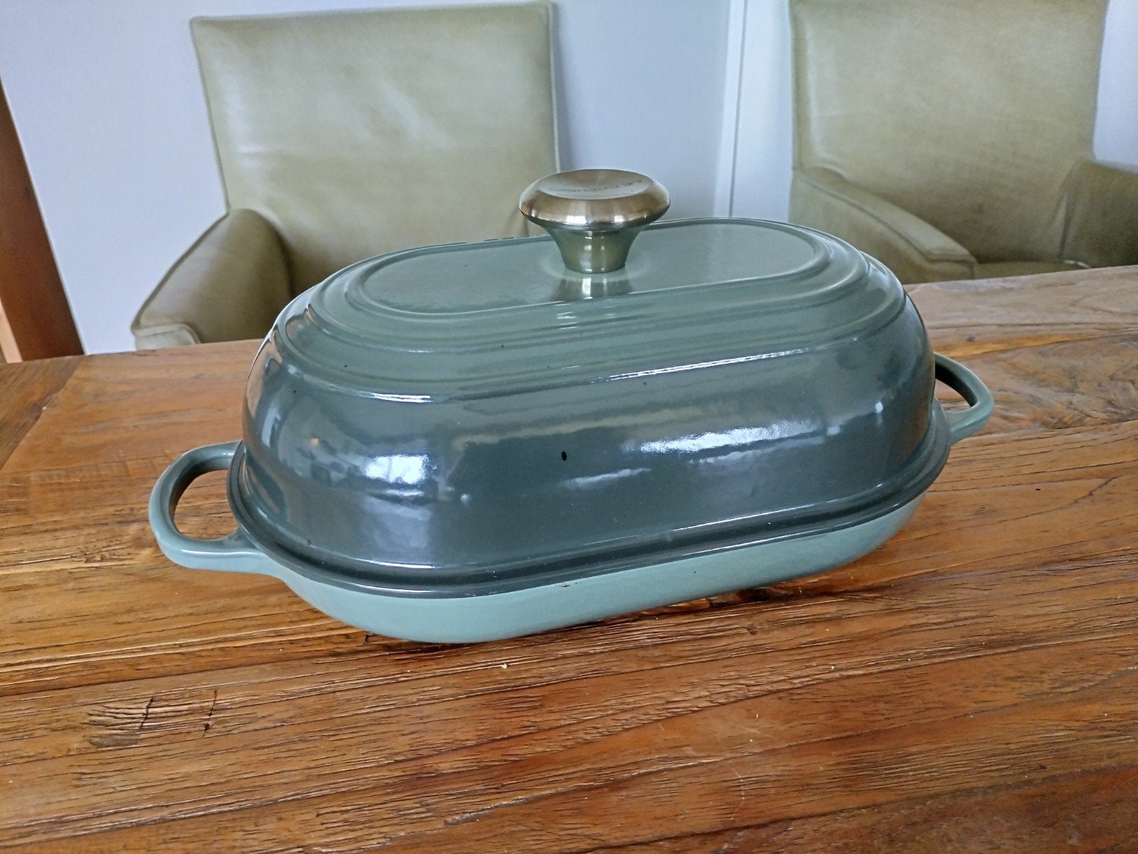 Gezocht: Le Creuset oblong broodpan, Huis en Inrichting, Ophalen of Verzenden, Zo goed als nieuw, Gietijzer