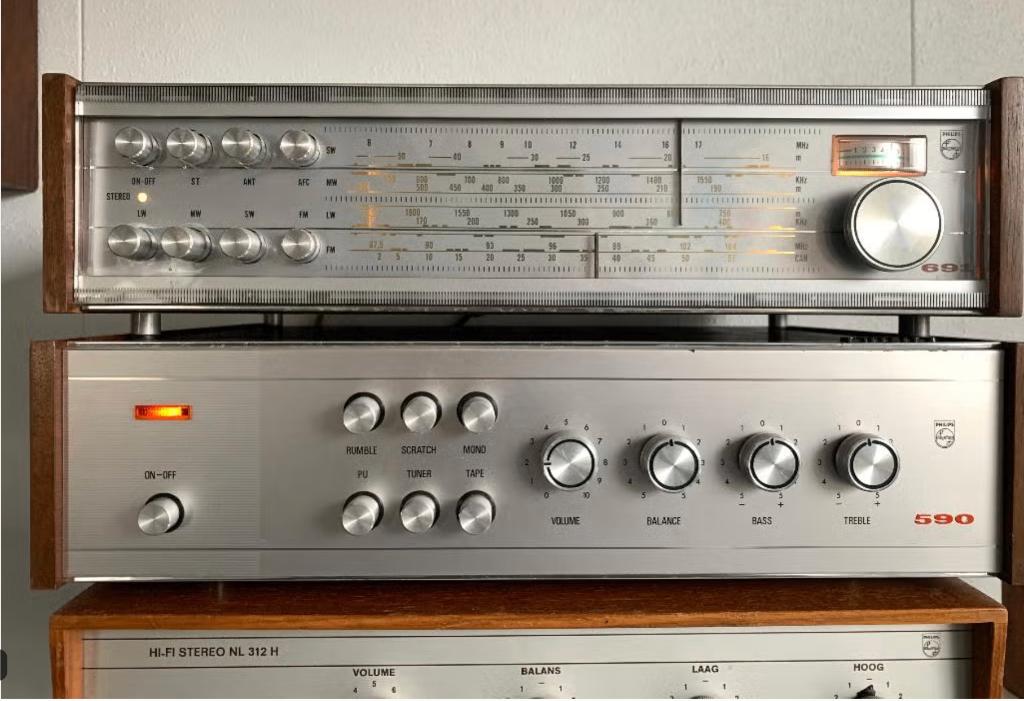 Philips vintage set tuner 22RH691 en versterker 22RH590, Audio, Tv en Foto, Versterkers en Receivers, Ophalen of Verzenden, Gebruikt