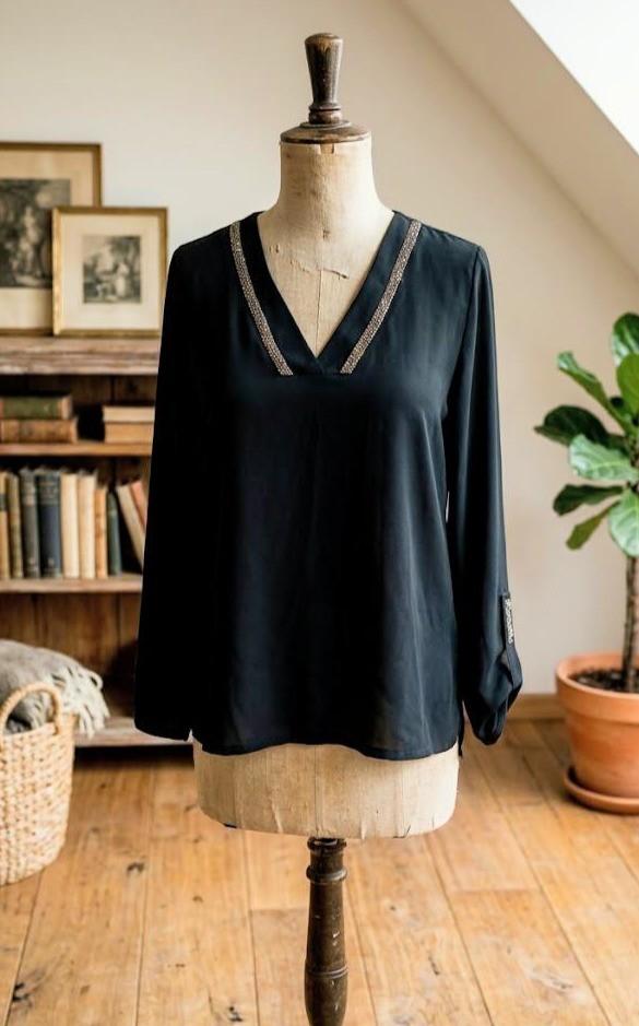 Mooie zwarte blouse van quinze heures trente, Verzenden, Zo goed als nieuw, Maat 36 (S), Zwart