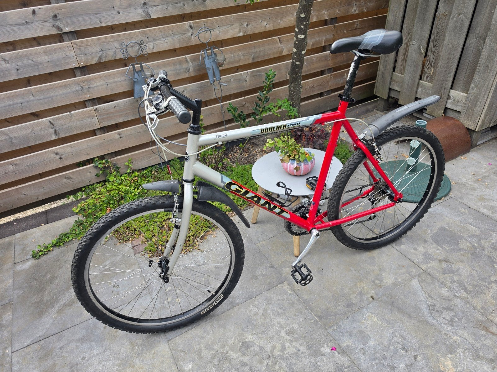 Giant Boulder Sports Mountainbike - 58,4 cm frame, Ophalen, Gebruikt, 57 cm of meer, Velgrem