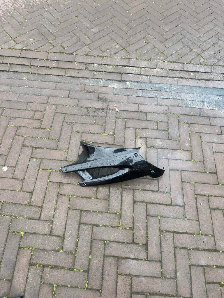 Zijkap links zwart Peugeot Speedfight 2, Ophalen of Verzenden, Gebruikt, Kap, Peugeot