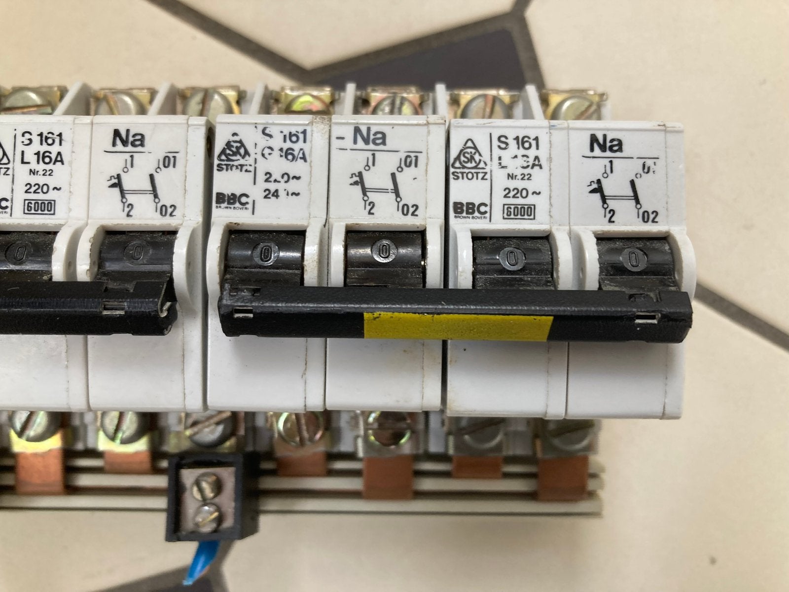 6 electra groepen 16A 220 volt, 1 dubbele kookplaat groep, Ophalen of Verzenden, Gebruikt, Overige typen