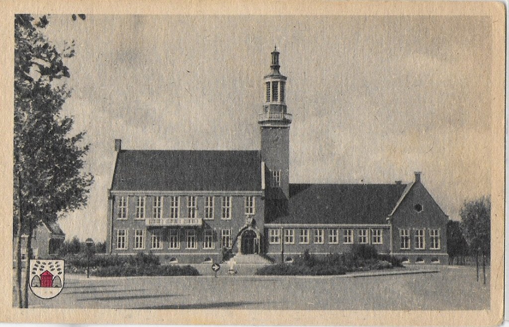 Hoogeveen raadhuis oude ongelopen ansichtkaart( a2510 ), Ophalen of Verzenden, 1960 tot 1980, Ongelopen, Drenthe