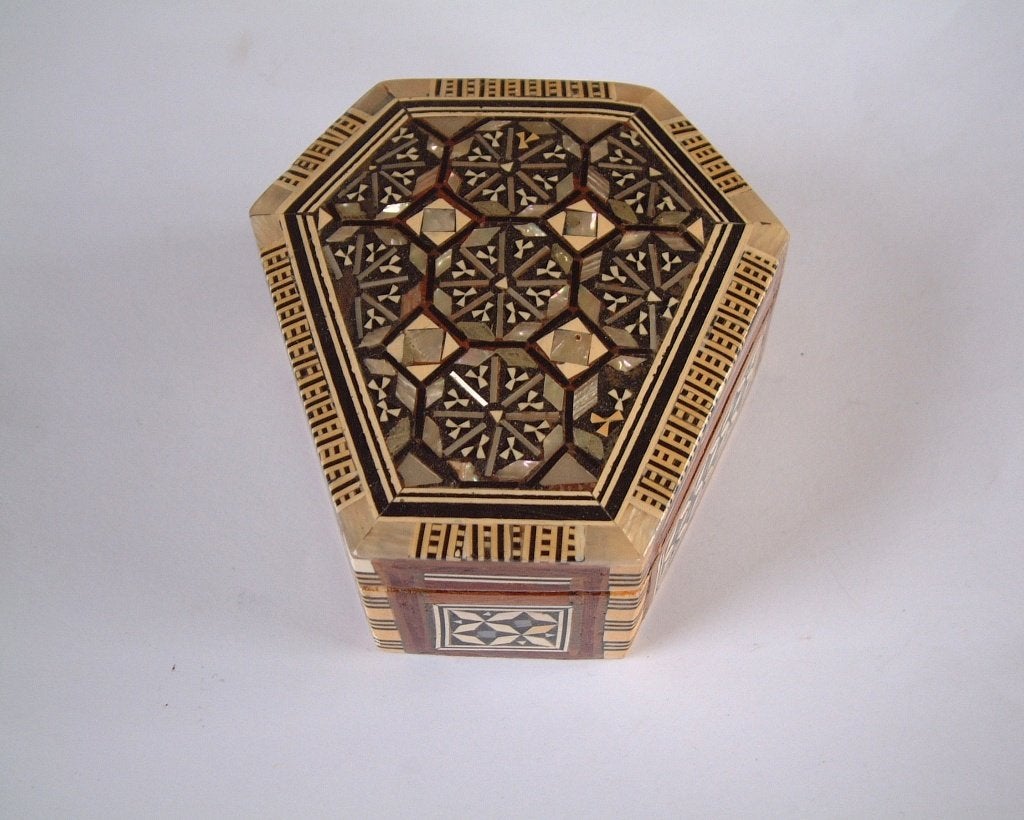Gaaf prachtig doosje ingelegd hout met parelmoer parlemoer, Ophalen of Verzenden, Gebruikt