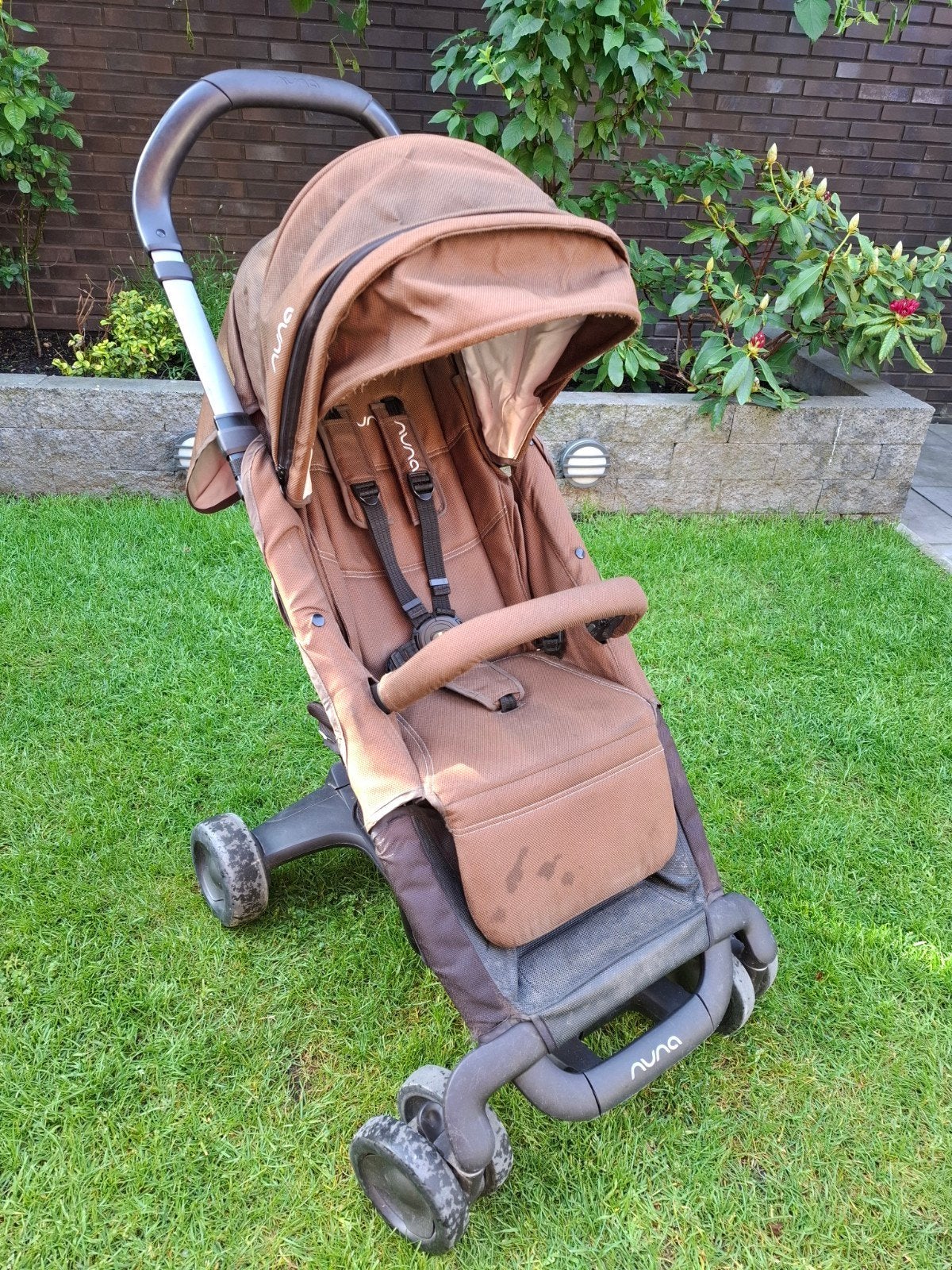 Nuna Pepp Luxx Buggy - Compact en Comfortabel, Ophalen, Gebruikt, Verstelbare rugleuning