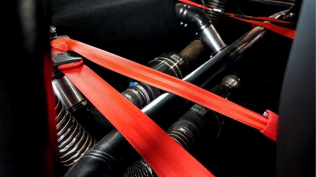 Porsche 911 3.5 Twin Turbo Outlaw Martini Racing – 560 pk, foto 8