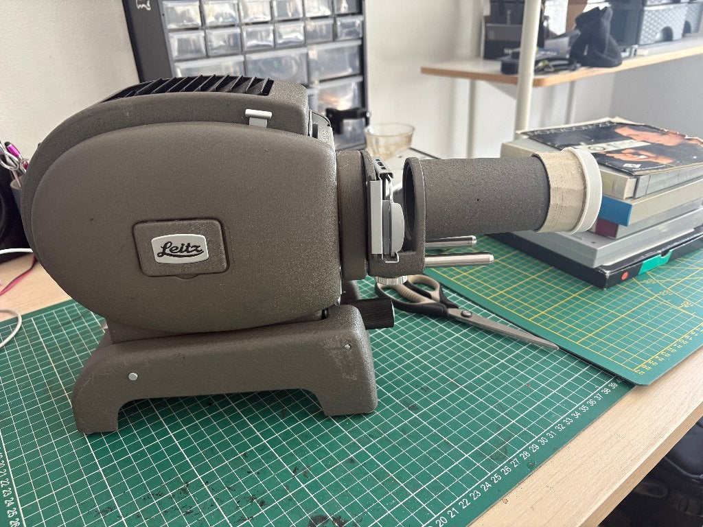 Leica Diaprojector, Ophalen of Verzenden, Gebruikt